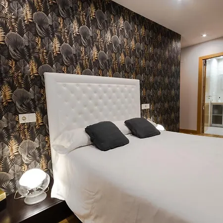 2 Con Piscina, Garaje A 150 Mt Playa Silgar Sanxenxo