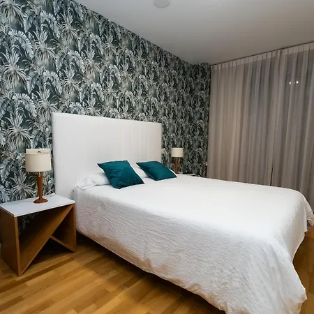 2 Con Piscina, Garaje A 150 Mt Playa Silgar * Sanxenxo